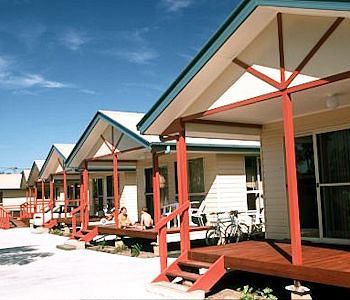 Dolphin Sands Holiday Cabins Кофс-Харбор Экстерьер фото